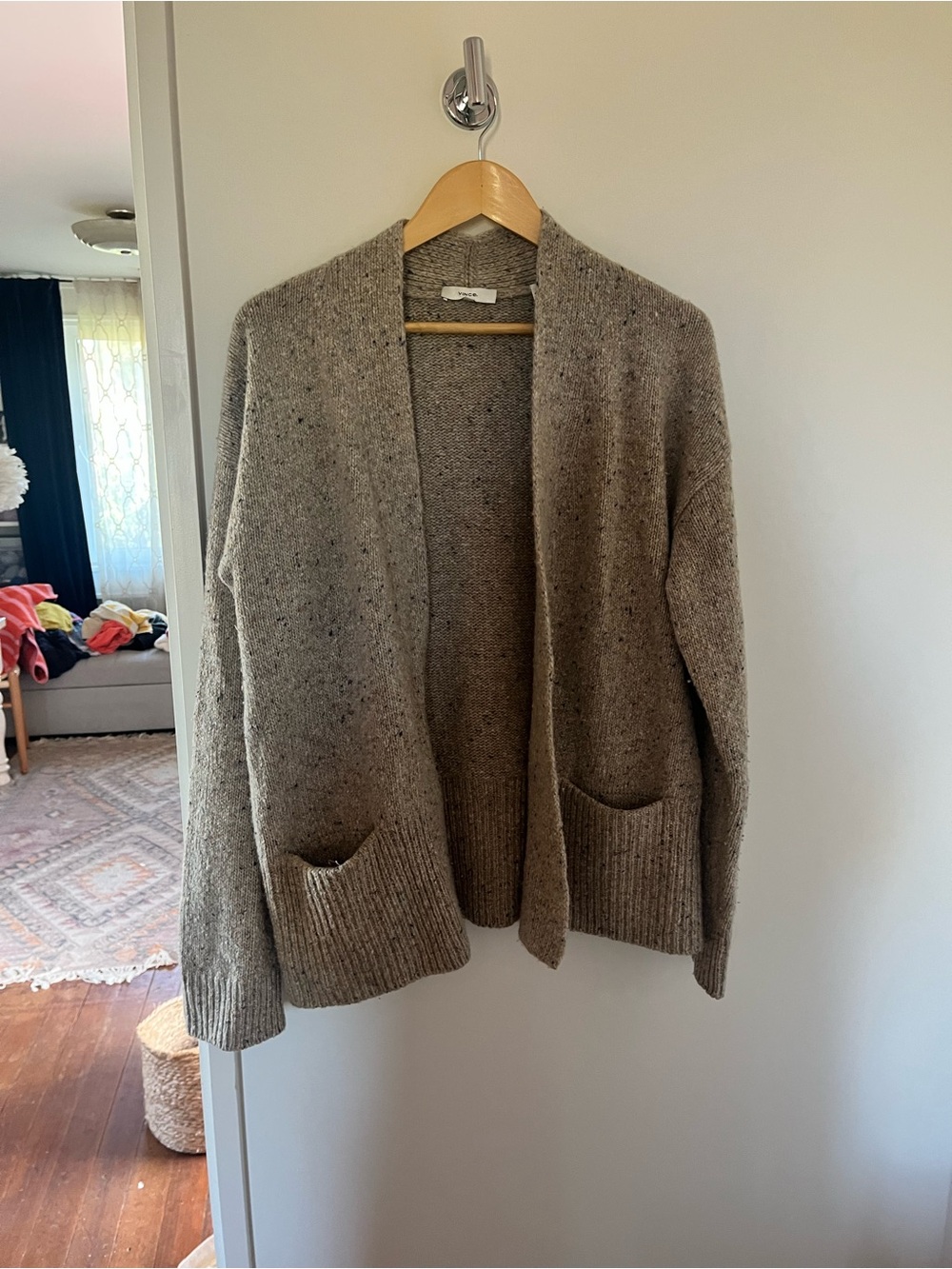 Vince cardigan medium